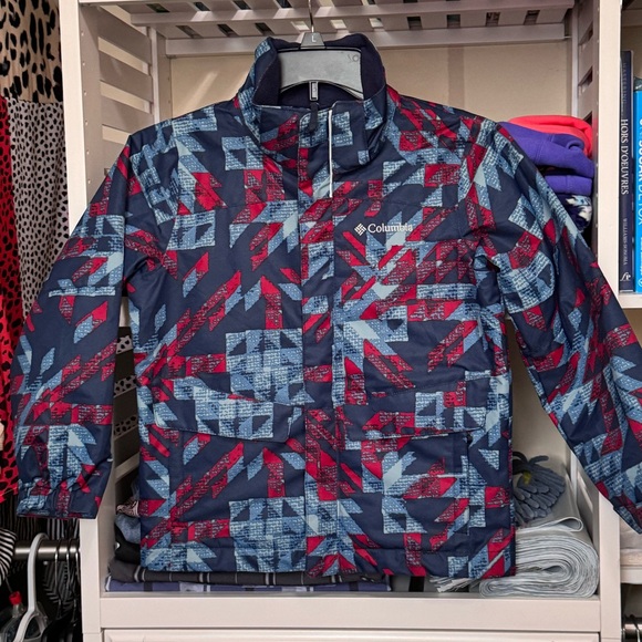 COLUMBIA BOYS WATERPROOF JACKET. ZIP-IN WINDPROOF, ZIPPERED POCKETS JACKET. - Picture 2 of 14